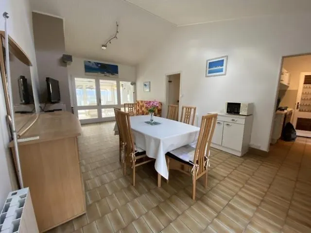 Maison 200m Rue Pietonne Casa de Férias *